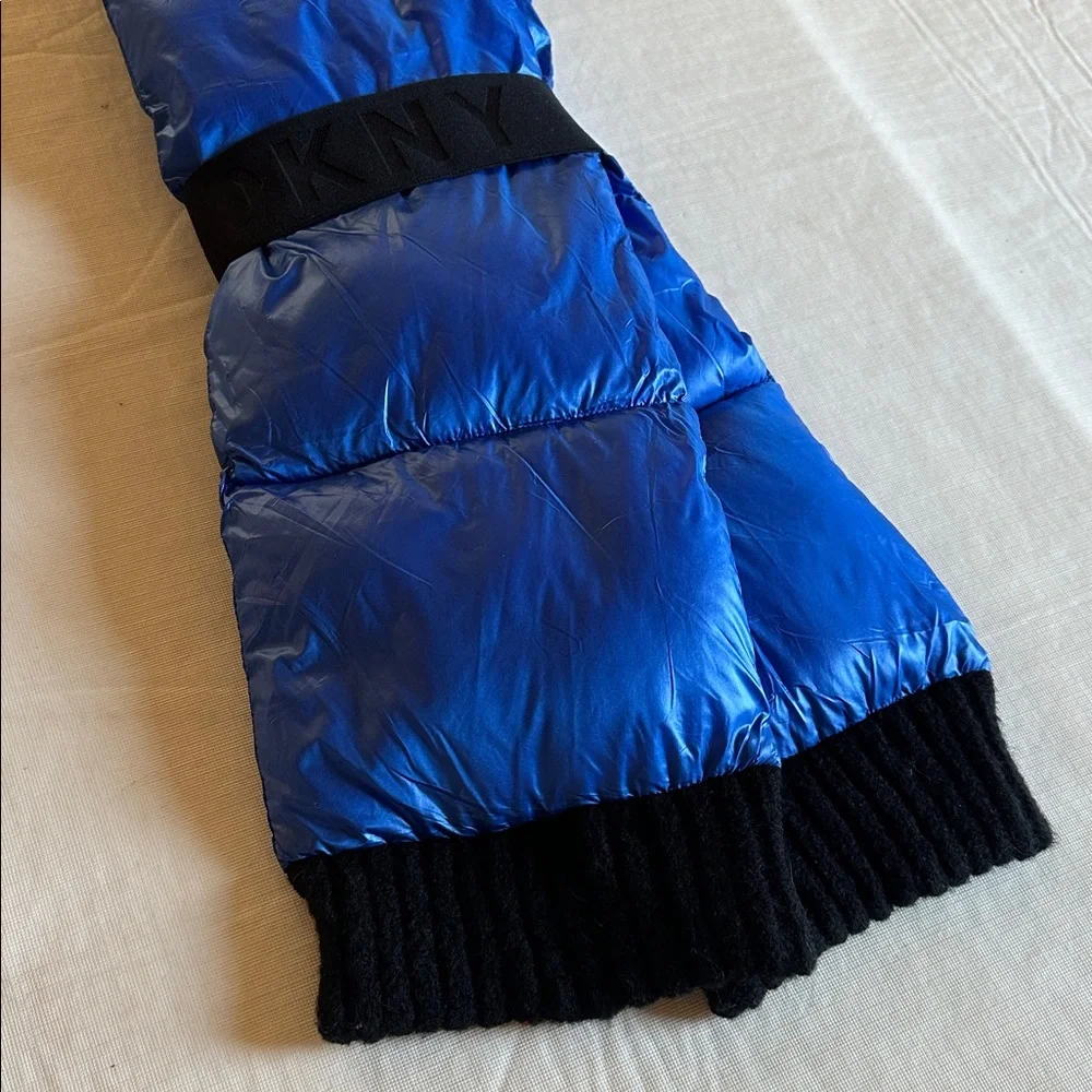 DKNY Quilted Puffer Scarf, One Size - Picture 7 of 9